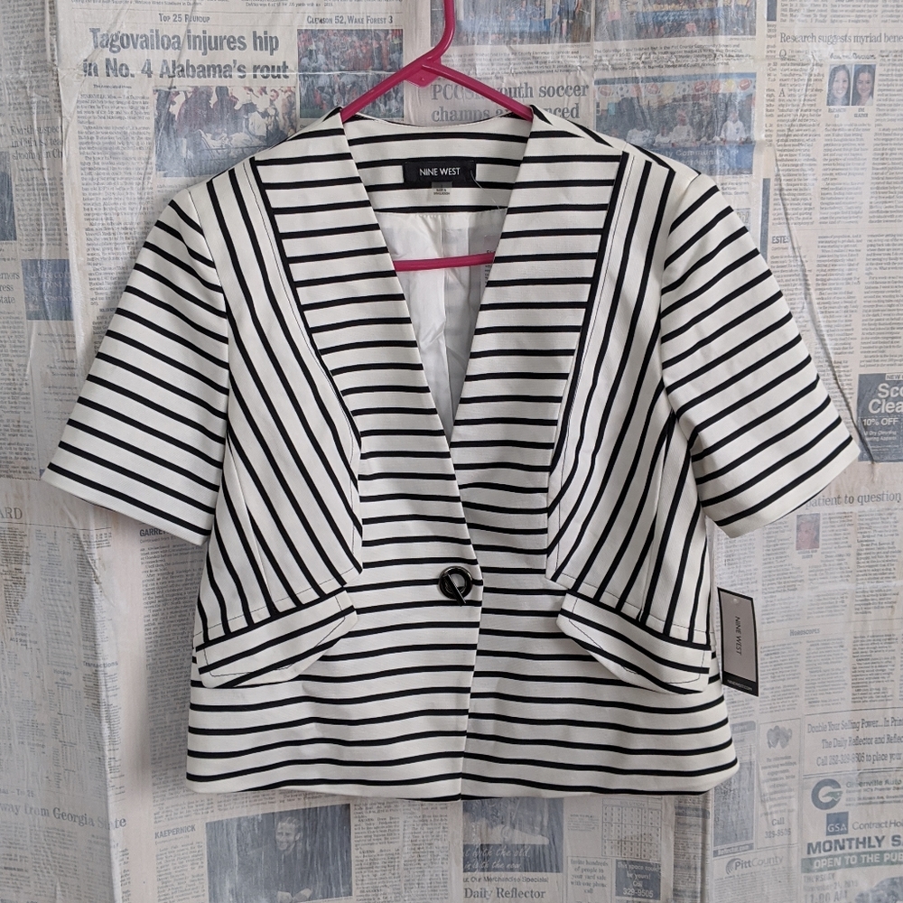 Nine West cropped jacket